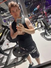 проститутка Леон